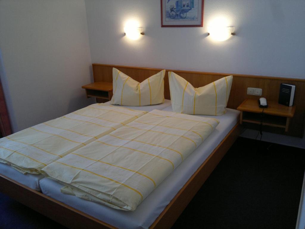 Hotel Zum Schneekopf "Garni" Gehlberg Pokój zdjęcie